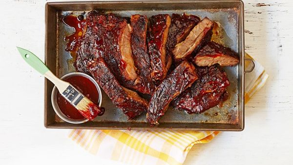 أضلاع مشوية في الفرن