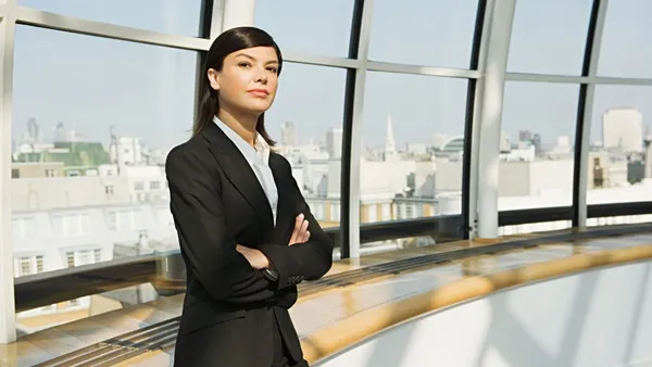 هذه الأبراج تحاول أن تظهر الغرور وأنهم أشخاص صعبة المراس