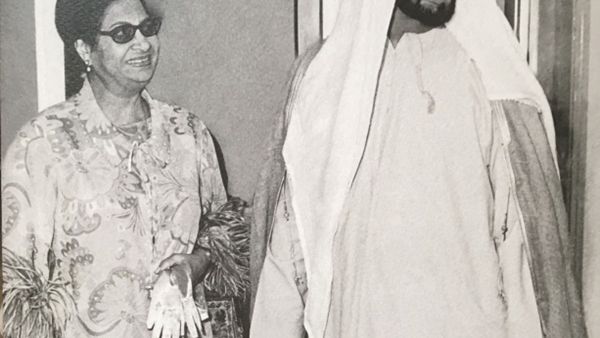 رحلة سيدة الغناء العربي من القاهرة إلى أبوظبي في كتاب «أم كلثوم في أبوظبي»