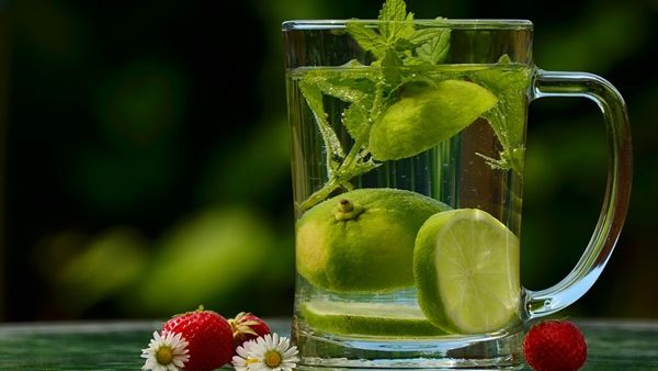 أفضل طريقة للتخلص من السوائل الزائدة في الجسم
