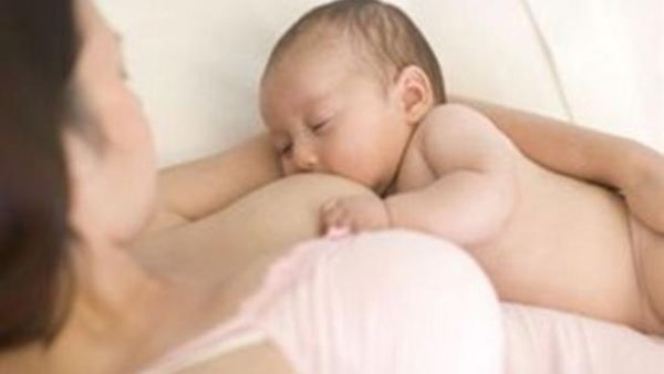 حليب الأم يساعد في زيادة التحصيل الأكاديمي للأطفال الذكور