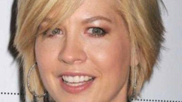 إحصلي على شعر صحي.