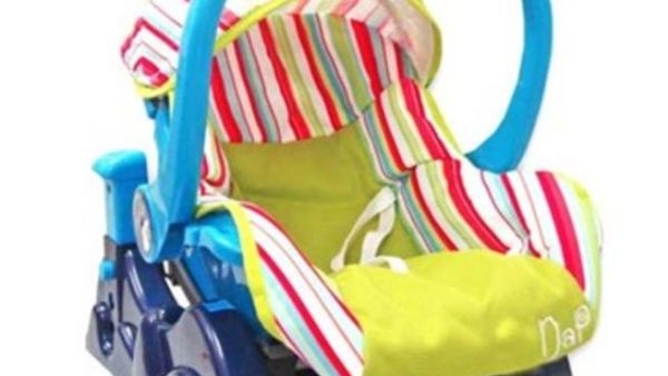 حمالة الطفل المتنقلة مريحة ولكنها غير آمنة دائما