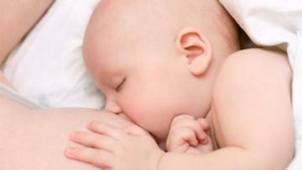 4 بالمائة من النساء قلن بأنهن اخترن الرضاعة من الثدي لأنهن شعرن بالضغوط الإجتماعي