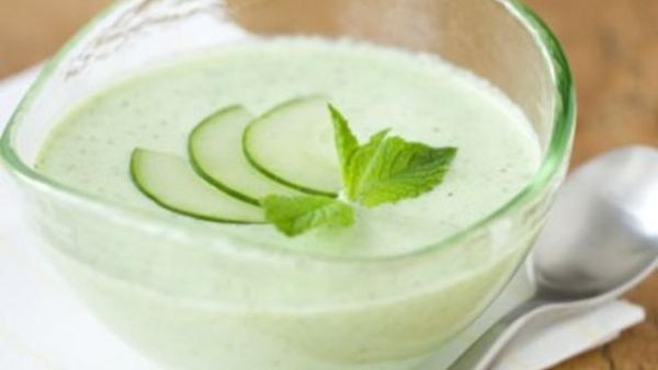 شوربة الافوكادو والخيار