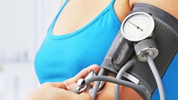 صورة تعبيرية لطريقة فحص الضغط