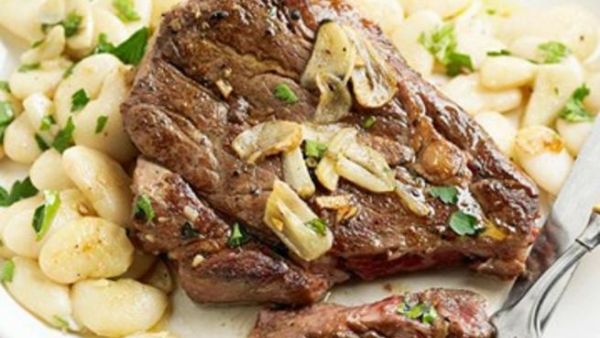طبق الستيك بالفاصولياء البيضاء 