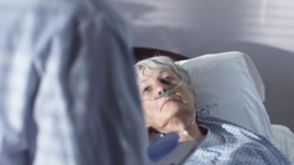 المرضى الذين لا يتحركون معروضون للاصابة بقروح جلدية سببها الضغط الثابت على الجلد