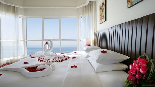 Celebrate the day of love at Ramada Ajman 