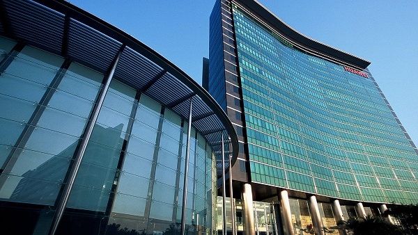 هواوي تعزز عمليات شراء المعدات من اليابان هواوي تعزز عمليات شراء المعدات من اليابان