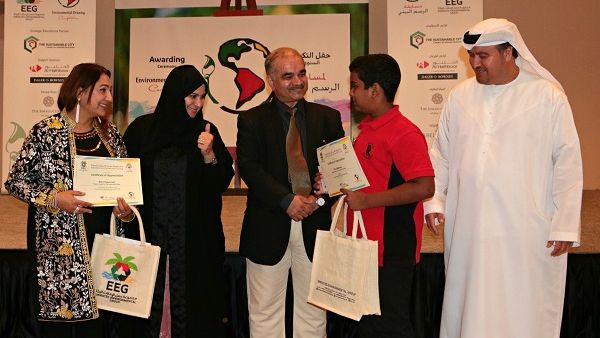 The Awarding Ceremony commended the talented young artists and exhibited the 36 winning entries with strong environmental messages, creating a bright and colourful scene.