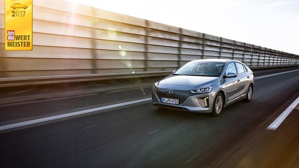 Hyundai IONIQ Electric Hyundai IONIQ Electric