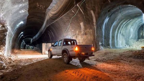 داعش يعتمد شبكات ضخمة من الأنفاق تتيح لمقاتليه أمانا من الضربات الجوية