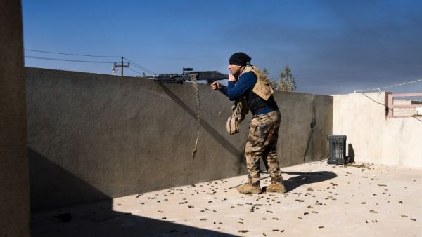 منشورات تحذيرية على المناطقة الخاضعة لسيطرة داعش