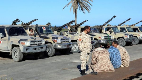 دارت السبت اشتباكات عنيفة بين قوات حفتر وقوات الوفاق على أطراف العاصمة 