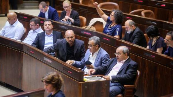 أعضاء الكنيست العرب، يسعون إلى تقديم مشروع قرار لإدانة إسرائيل في الأمم المتحدة 