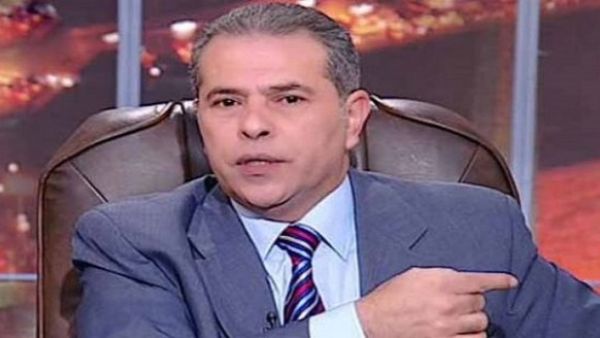  الإعلامي المصري توفيق عكاشة