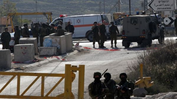 Israeli army in Hebron stand on guard. (AFP/ File Photo)