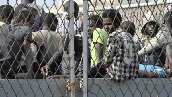 The Italian Navy ship "Vega" arrives with more than 600 migrants and refugees on May 29, 2016 in the port of Reggio Calabria, southern Italy. (AFP/Giovanni Isolino) The Italian Navy ship "Vega" arrives with more than 600 migrants and refugees on May 29, 2016 in the port of Reggio Calabria, southern Italy. (AFP/Giovanni Isolino)
