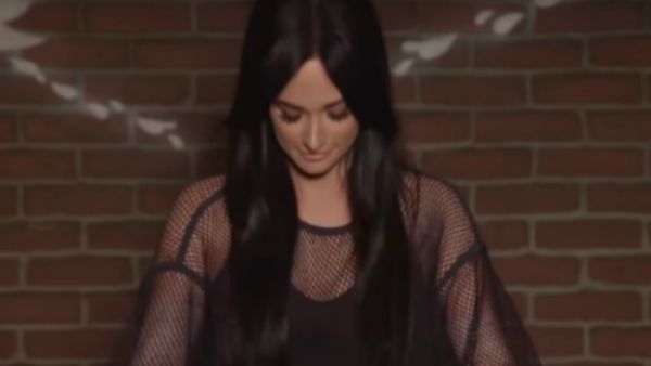 Kacey Musgraves appeared in the latest edition of "Jimmy Kimmel Live's" Mean Tweets alongside Rascal Flatts and other country stars. (Source: Jimmy Kimmel Live - Youtube) Kacey Musgraves appeared in the latest edition of "Jimmy Kimmel Live's" Mean Tweets alongside Rascal Flatts and other country stars. (Source: Jimmy Kimmel Live - Youtube)
