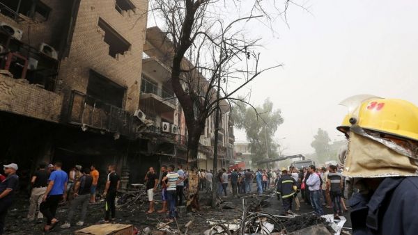 The aftermath of the July 3 Daesh attack on a shopping center in Baghdad (AFP/Sabah Arar)