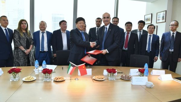  (KPC) signs a cooperation agreement with China's ShanDong Refining and Chemical Group to market Kuwaiti crude oil.(KUNA)