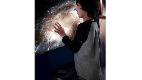 LG continues to establish its presence in design leadership developing the most intuitive OLED TVs.