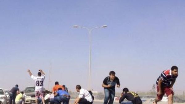 اشتباكات مسلحة بين متظاهرين وعناصر كتيبة تابعة لرئاسة أركان الجيش الوطني الليبي