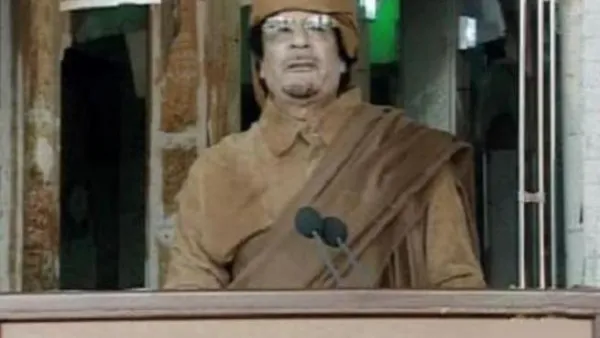 القذافي انسحب تكتيكيا