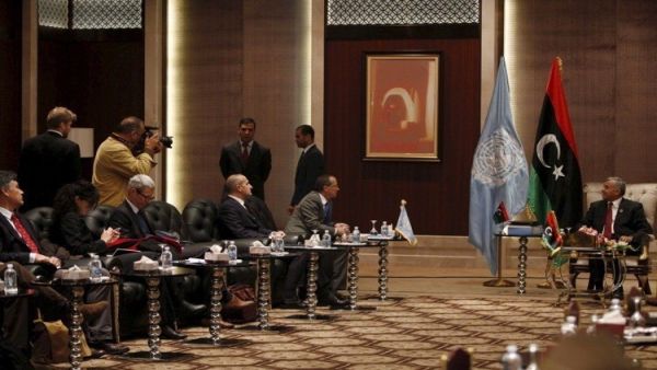 البرلمان الليبي المعترف به دوليا  يقرر تمديد المهلة لتشكيل حكومة الوفاق الوطني