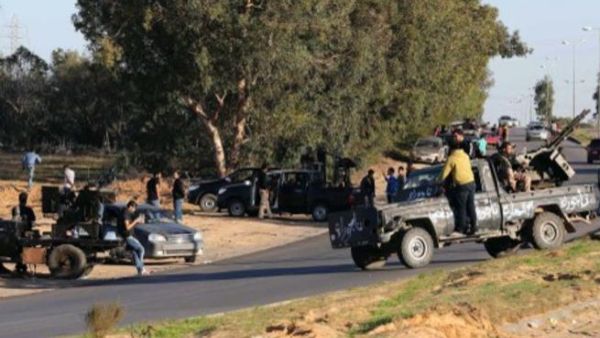 AFP اعضاء مليشيا في طرابلس