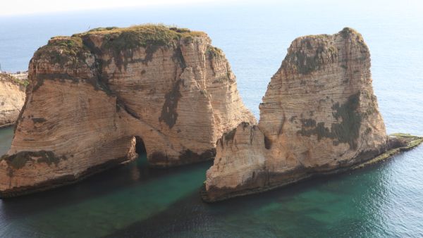 Lebanese Red Cross revealed that at least 2 people killed and further 4 were injured in boat accident beside Raouche’s Pigeon Rocks. (Shutterstock/ File Photo)