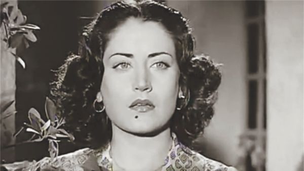المطربة أسمهان.