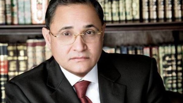 الكاتب الصحفي عبد الرحيم على