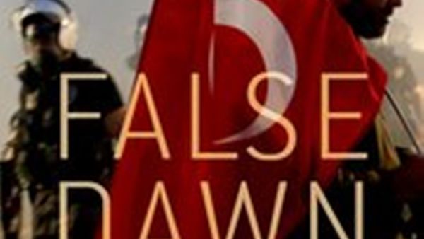 صدور "الفجر الكاذب: الاحتجاج والديمقراطية والعنف فى الشرق الأوسط الجديد"