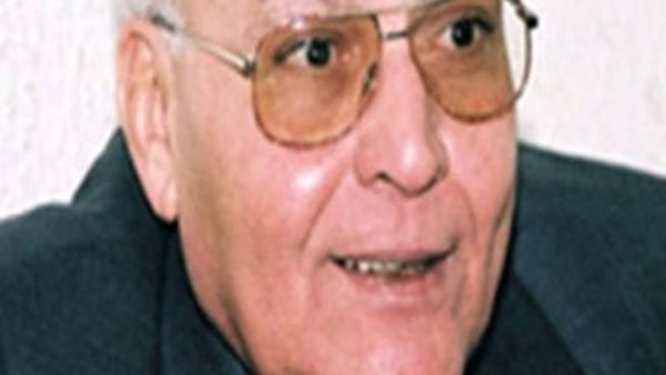 الاديب عبدالغفار مكاوي
