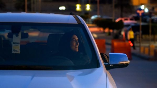 Ten Saudi women received their driving licenses for the first time preparing for June 24, when the ban lifting will start taking effect. (AFP/File Photo)
 Ten Saudi women received their driving licenses for the first time preparing for June 24, when the ban lifting will start taking effect. (AFP/File Photo)