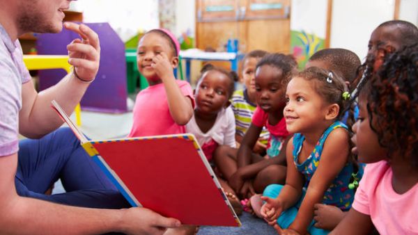 Hashtag: “طفل_سوداني_يتعرض_للعنصريه” “a Sudanese Child Being Subjected to Racism” became trending on Twitter. (File Photo/Shutterstock)