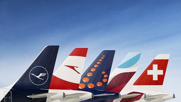 Number of passengers and flights as well as seat load factors all reach new record levels. Number of passengers and flights as well as seat load factors all reach new record levels.