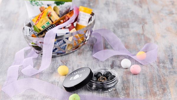 First Class customers can also look forward to a special Easter edition of the Lakrids “Egg” Dulce de Leche Liquorice Balls in their personal goodie baskets. 