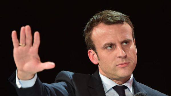 ماكرون لـ ماي: اتفاق "بريكست"هو أفضل الممكن
