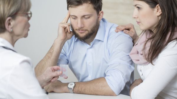 الفحص الطبي قبل الزواج يساعد على الحد من الأمراض المتفشية في المجتمع

