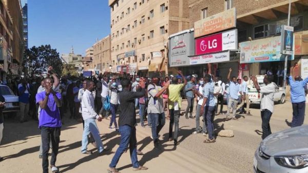 Sudanese protesters chant slogans during an anti-government demonstration in the capital Khartoum on January 6, 2019. (AFP)