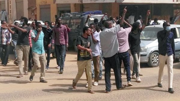 Sudanese protesters take part in an anti-government demonstration in Khartoum on February 7, 2019. (AFP/ File Photo)