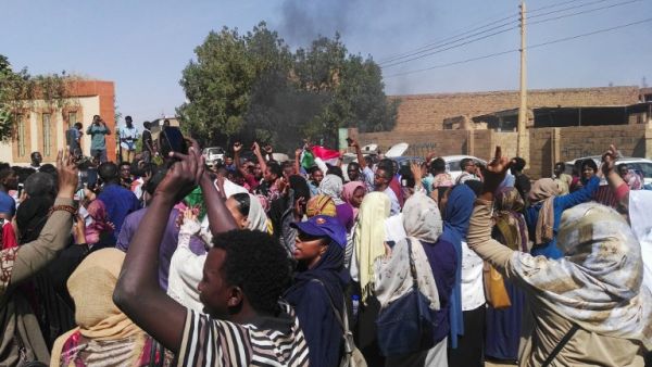 Sudanese protesters chant slogans during an anti-government demonstration in Khartoum's twin city of Omdurman on March 10, 2019. (AFP/File)
