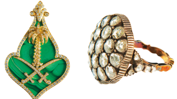 Two royal items in the exhibition: (left) A malachite, gold and diamond brooch gifted to Princess Ceeta Al-Dammer, wife of the late King Khalid; and a diamond ring belonging to one of King Abdul Aziz’s daughters. (Arab News)