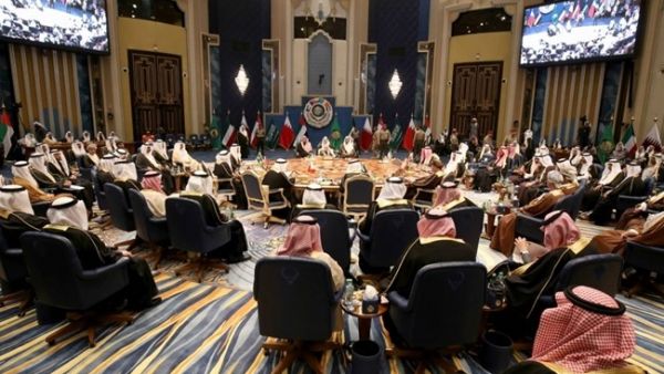 A general view of the GCC leaders attending the Gulf Cooperation Council (GCC) summit at Bayan palace in Kuwait City on December 5, 2017. (AFP)

