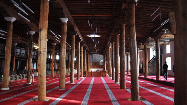 Inside of Sivrihisar Ulu Mosque in Sivrihisar, Turkey. (Shutterstock/File)