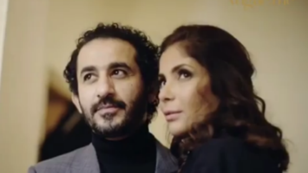 Mona Zaki and Ahmed Helmy just slew a jaw dropping photo shoot by Vogue Arabia (Source: voguearabia - Instagram)