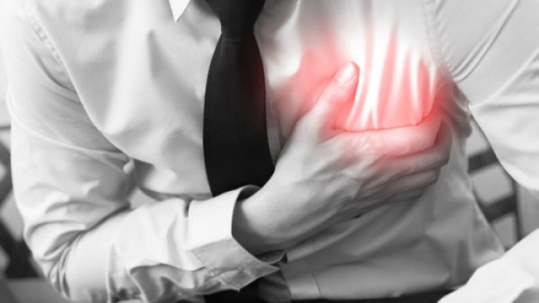 من أعراض الأزمة القلبية ضيق التنفس